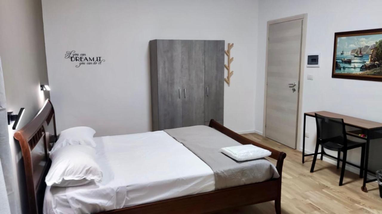 Dimora Rudiae Lecce Bed and Breakfast Eksteriør billede