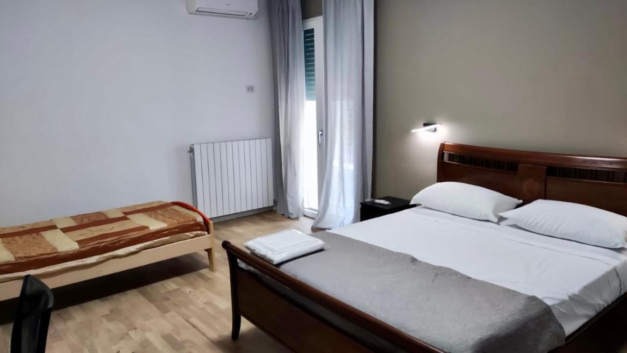 Dimora Rudiae Lecce Bed and Breakfast Eksteriør billede